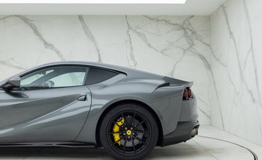 Ferrari 812 Superfast 28