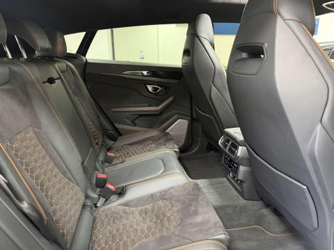 Lamborghini Urus 4.0 V8 BiTurbo SUV 5dr Petrol Auto 4WD Euro 6 (650 ps) 65