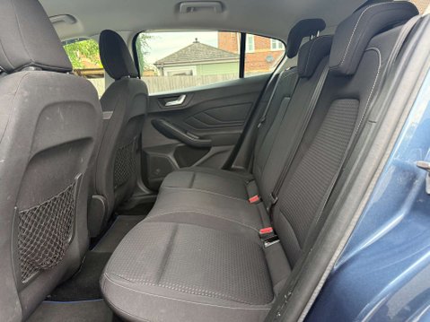 Ford Focus 1.0T EcoBoost Zetec Hatchback 5dr Petrol Manual Euro 6 (s/s) (125 ps) 27