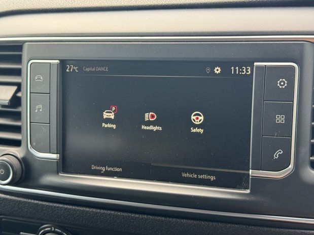 Vauxhall Vivaro Crew Cab LWB L2H1 Low Roof Sportive 2900 Air Con Sensors EURO 6 NO VAT 29