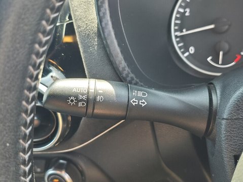 Nissan Juke DIG-T TEKNA PLUS DCT 29