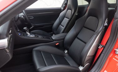 Porsche 911 Carrera 4 GTS (991.2) 19