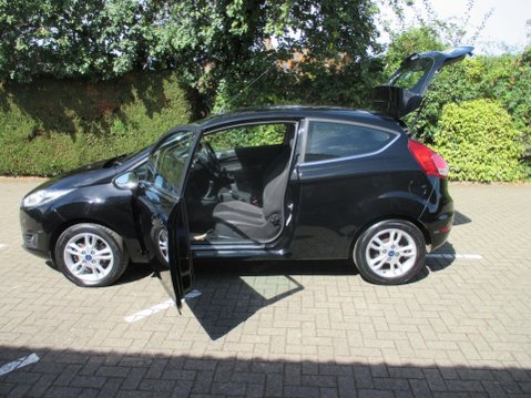 Ford Fiesta 1.25 Zetec Euro 6 3dr 9