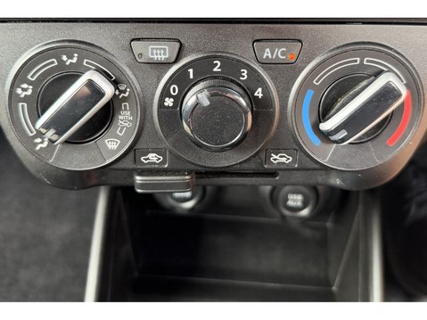 Suzuki Swift 1.2 Dualjet SHVS SZ-T 5dr 26