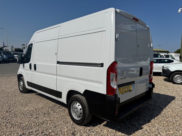 Citroen Relay MWB L2H2 Medium Roof Enterprise 35 Air Con Nav EURO 6 SELECT 10