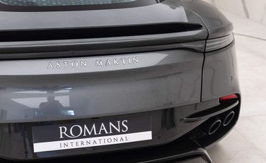 Aston Martin DBS Superleggera 20