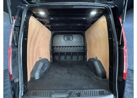 Ford Transit Custom 2.0 300 EcoBlue Limited Crew Van Double Cab 5dr Diesel Manual L2 H1 Euro 6 45