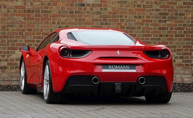 Ferrari 488 GTB 18