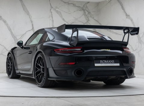 Porsche 911 (991) GT2 RS Weissach 7