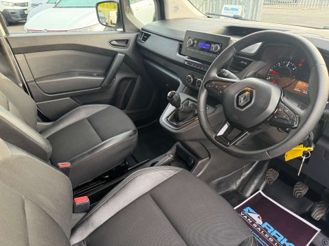 Renault Kangoo 1.5 dCi Blue ENERGY ML19 Start Panel Van 6dr Diesel Manual MWB Euro 6 (s/s) 17