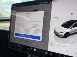 Tesla Model Y (Dual Motor) Long Range SUV 5dr Electric Auto 4WDE (384 bhp) 41