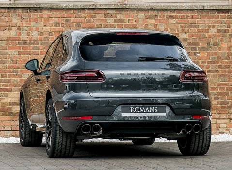 Porsche Macan GTS 3
