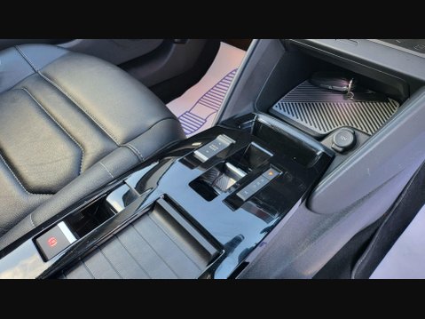 Citroen C4 PURETECH SHINE PLUS S/S EAT8 34