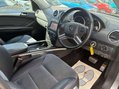 Mercedes-Benz M Class 3.0 ML300 CDI V6 BlueEfficiency Sport SUV 5dr Diesel G-Tronic 4WD Euro 5 (2 10