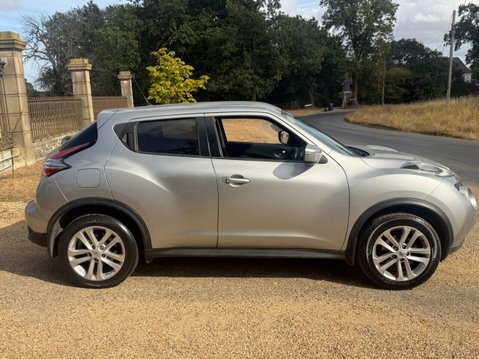 Nissan Juke 1.6 Acenta SUV 5dr Petrol XTRON Euro 6 (117 ps) FSH & 2X ORIGINAL KEYS!! 29