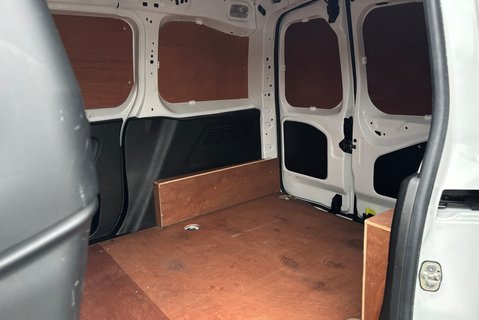 Vauxhall Combo L1H1 2000 Edition 102 ps 9