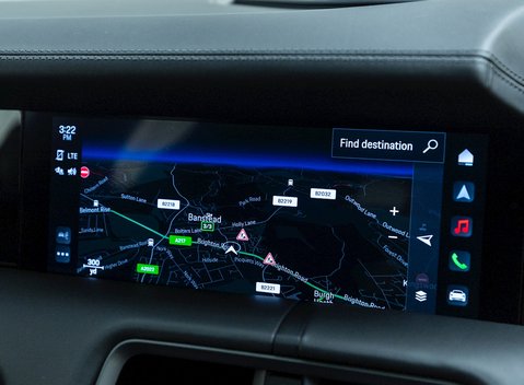 Porsche Taycan Turbo S Cross Turismo 19