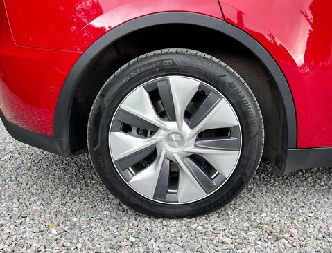 Tesla Model Y ModeL Y Long Range AWD 4WD 5dr 14
