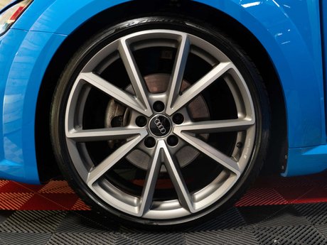 Audi TT 2.0 TT Black Edition 40 TFSI Semi-Auto 3dr 17