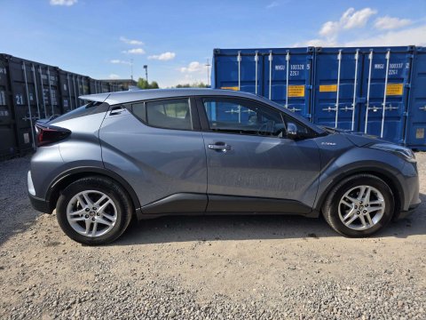 2022 Toyota C-HR thumbnail 6