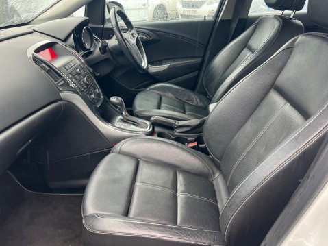 Vauxhall Astra 1.6 16v Elite Auto Euro 5 5dr 20