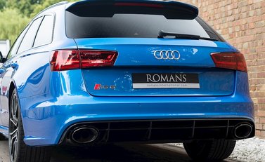 Audi RS6 Avant Performance 26