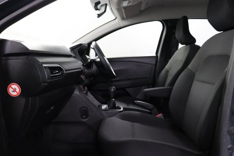 Dacia Sandero ESSENTIAL SCE 39