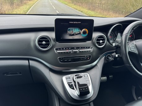 Mercedes-Benz V Class V250D AMG Line Auto Diesel Extra Long Wheelbase 8 SEATER/360 CAM/SAT NAV 13
