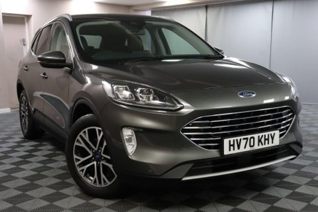 Ford Kuga TITANIUM 18