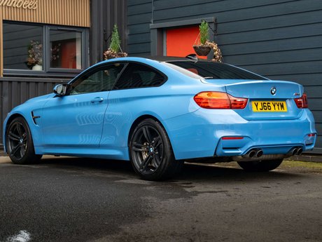 BMW M4 3.0 M4 Semi-Auto 2dr 3