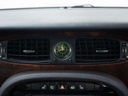 Jaguar XJ 3.0 XJ Sovereign V6 Auto 4dr 23