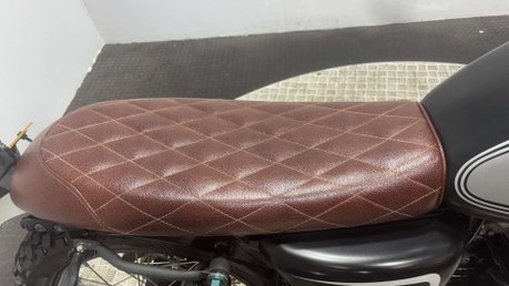 Mutt Mastiff 2022 ONLY 2K CAFE RACER NEW MOT VERY CLEAN LEARNER BIKE 125CC 34