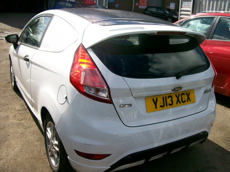 Ford Fiesta BASE TDCI 4
