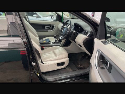 Land Rover Discovery Sport 2.0 Discovery Sport HSE TD4 4WD 5dr 14