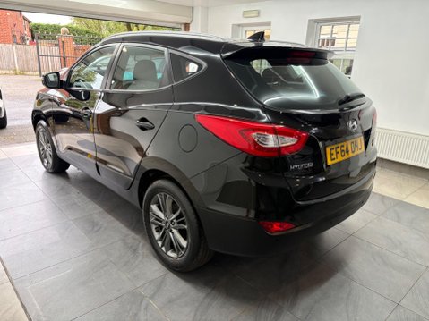 Hyundai ix35 1.7 CRDi SE Euro 5 (s/s) 5dr (Nav) 4