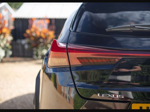 Lexus Ux 2.0 UX 250h 4x2 CVT 5dr PREMIUM SPORT EDITION 34