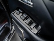 Toyota Alphard 2.5 MPV 2.5 SUV Automatic Petrol 32