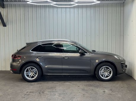 Porsche Macan 3.0 Macan S Semi-Auto 4WD 5dr 14