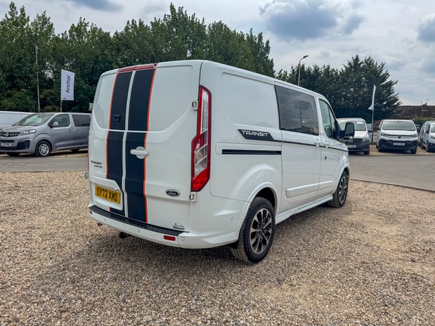 Ford Transit Custom Crew Cab AUTO SWB L1H1 Sport 320 Air Con SELECT 7
