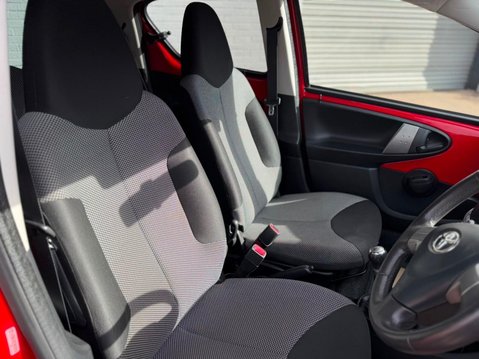 Toyota Aygo 1.0 VVT-i Mode Euro 5 5dr 9