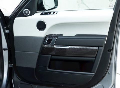 Land Rover Range Rover Sport 5.0 SVR Carbon Edition 23