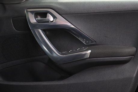 Peugeot 2008 PURETECH S/S ALLURE 36