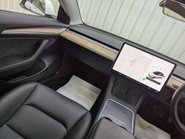 Tesla Model 3 Model 3 Long Range AWD 4WD 4dr 43