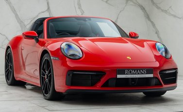 Porsche 911 Targa 4 GTS (992) 12