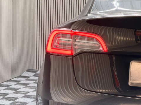 Tesla Model 3 Standard Range Plus Auto RWD 4dr 23