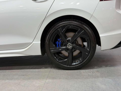 Volkswagen Golf 2.0 TSI R Hatchback 5dr Petrol DSG 4Motion Euro 6 (s/s) (320 ps) 30