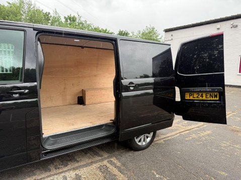 Volkswagen Transporter T28 TDI P/V HIGHLINE 32
