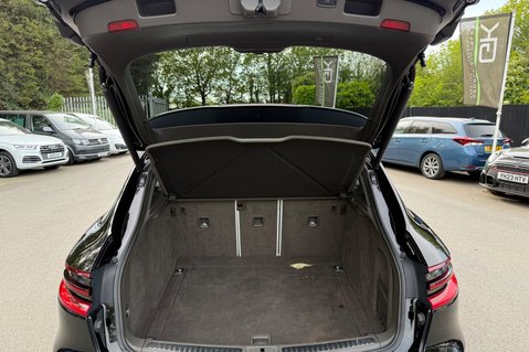 Porsche Macan TURBO PDK - TWO OWNERS -LANE ASSIST -20 INCH ALLOYS -APPLE CAR PLAY 57