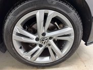 Volkswagen Golf 1.5 Golf R-Line TSi 5dr 9