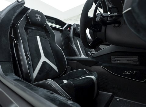 Lamborghini Aventador SV LP 750-4 Roadster 15